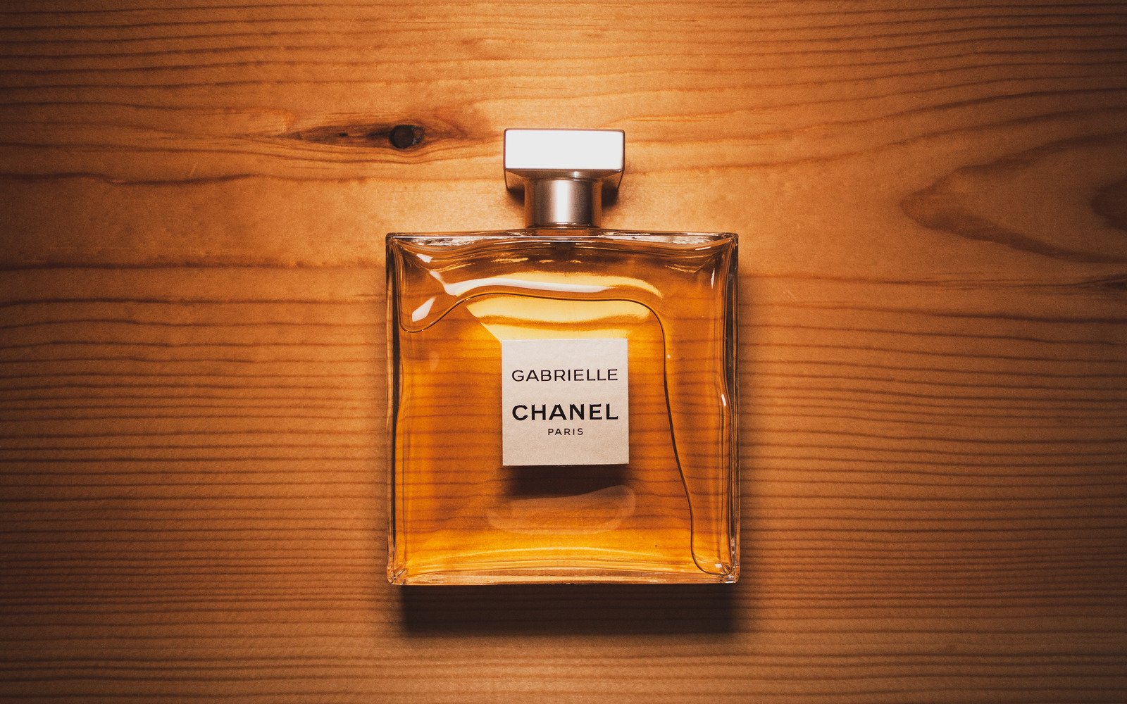 Chanel No. 5 - poznaj historię jednego z najbardziej ikonicznych zapachów